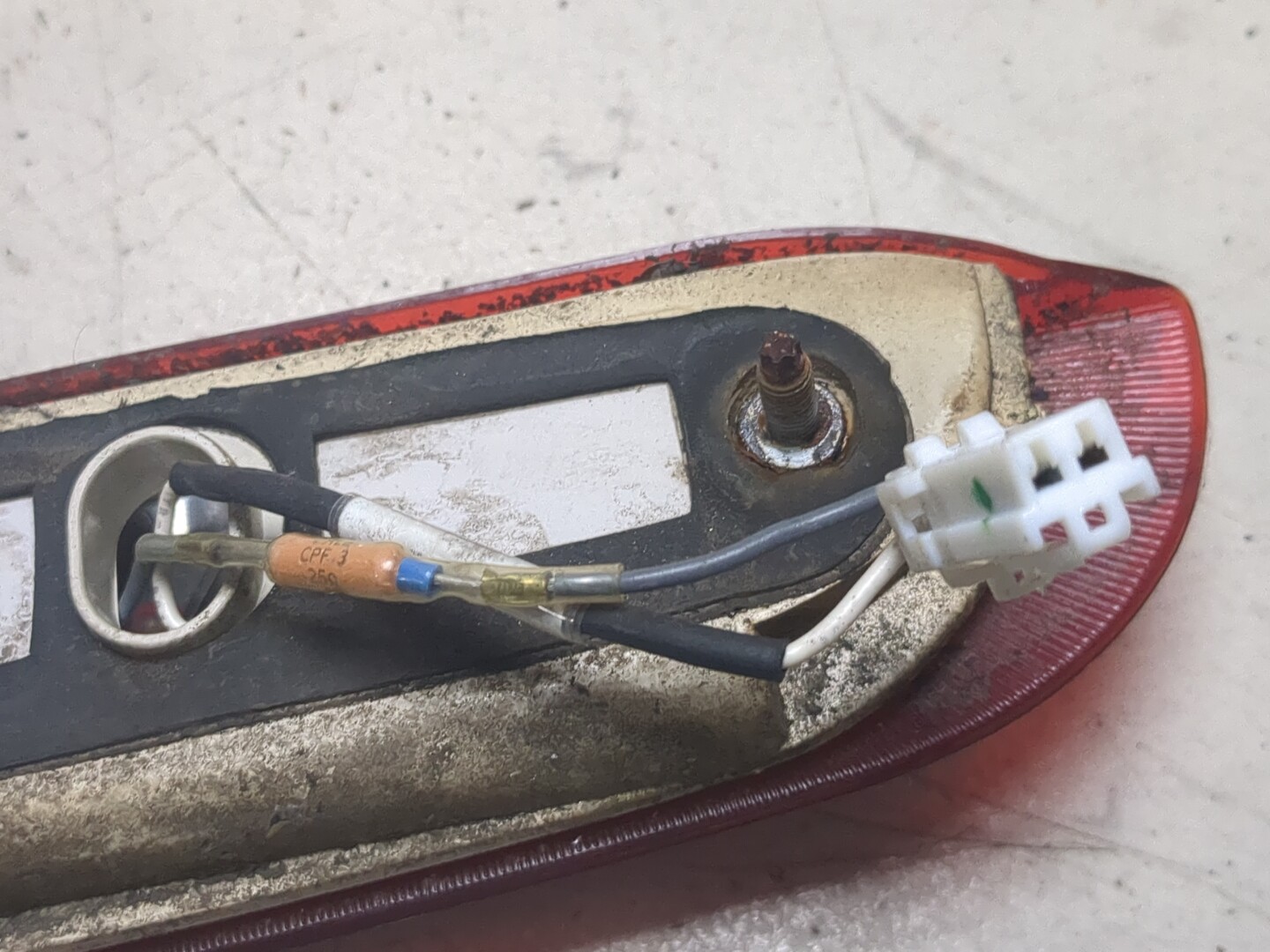 Фонарь задний (стоп сигнал)