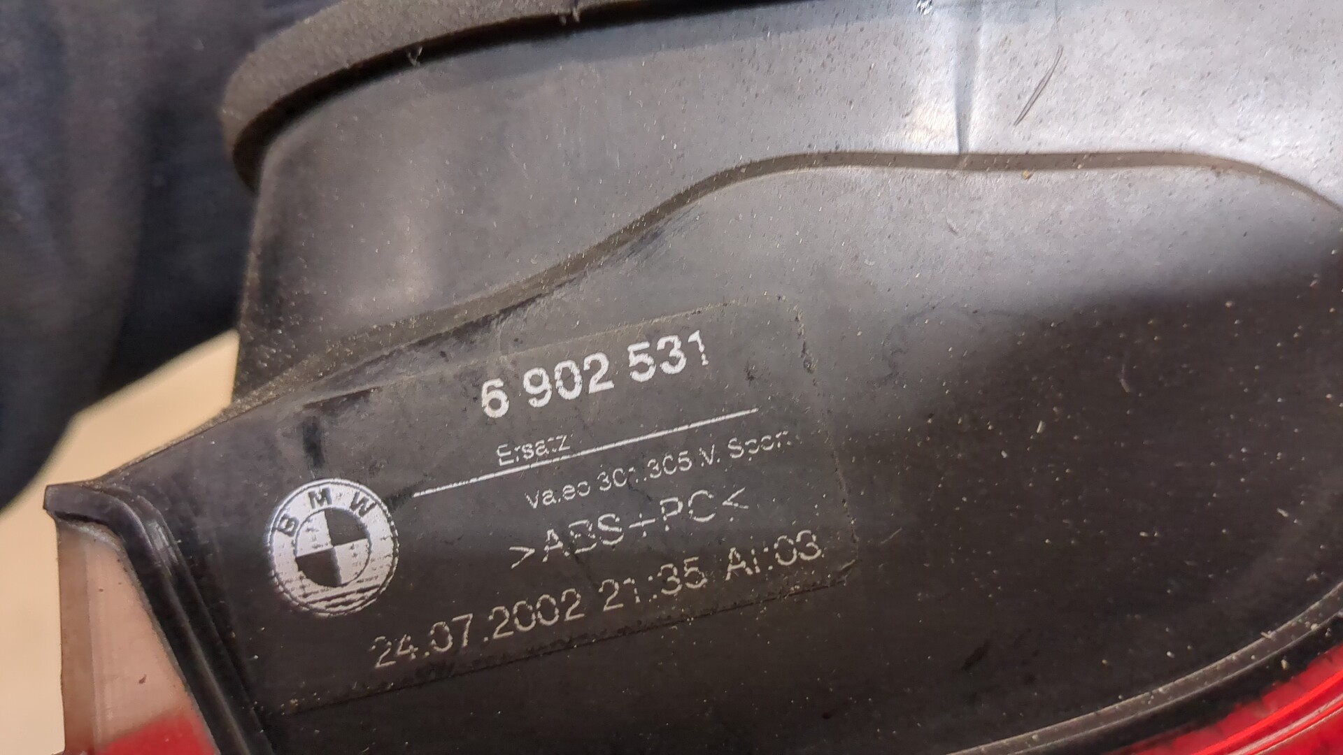 Фонарь задний левый