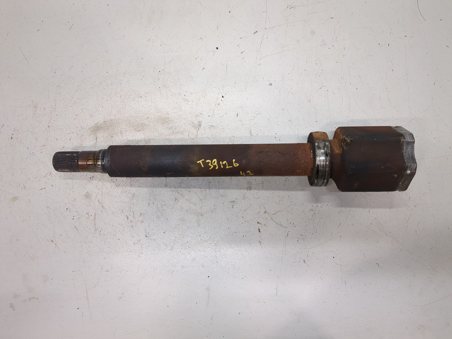 Полуось передняя правая