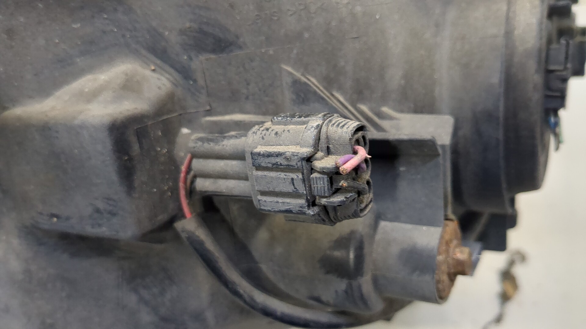 Фара правая