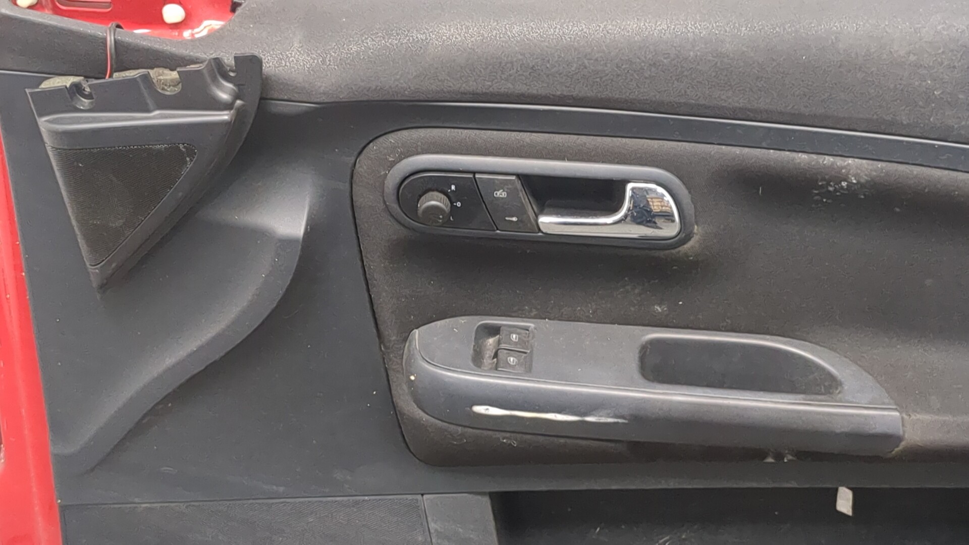 Дверь передняя правая