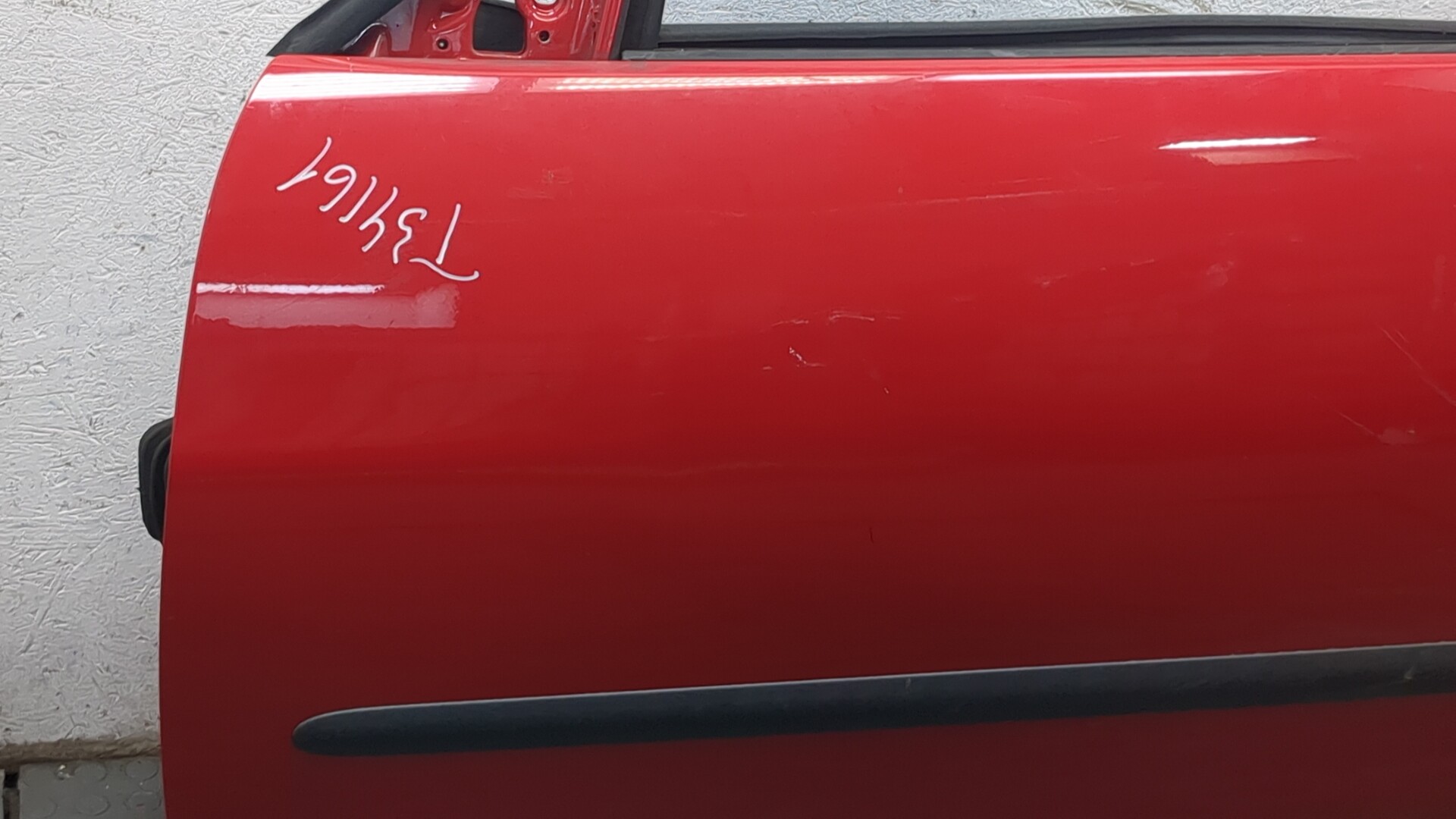 Дверь передняя левая