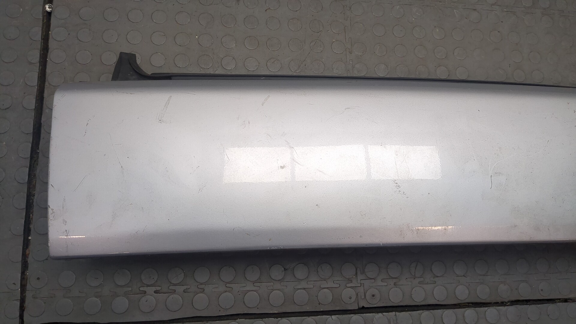 Дверь багажника нижняя (борт)