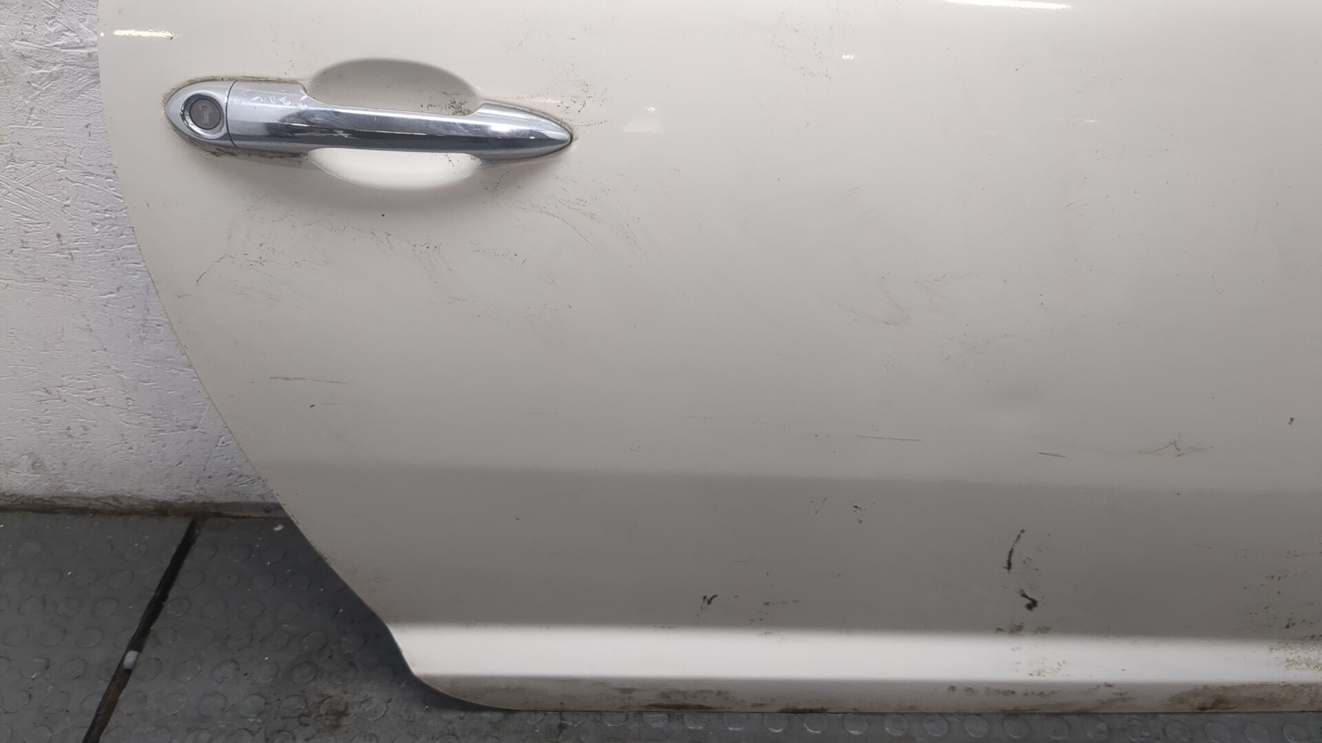 Дверь передняя правая