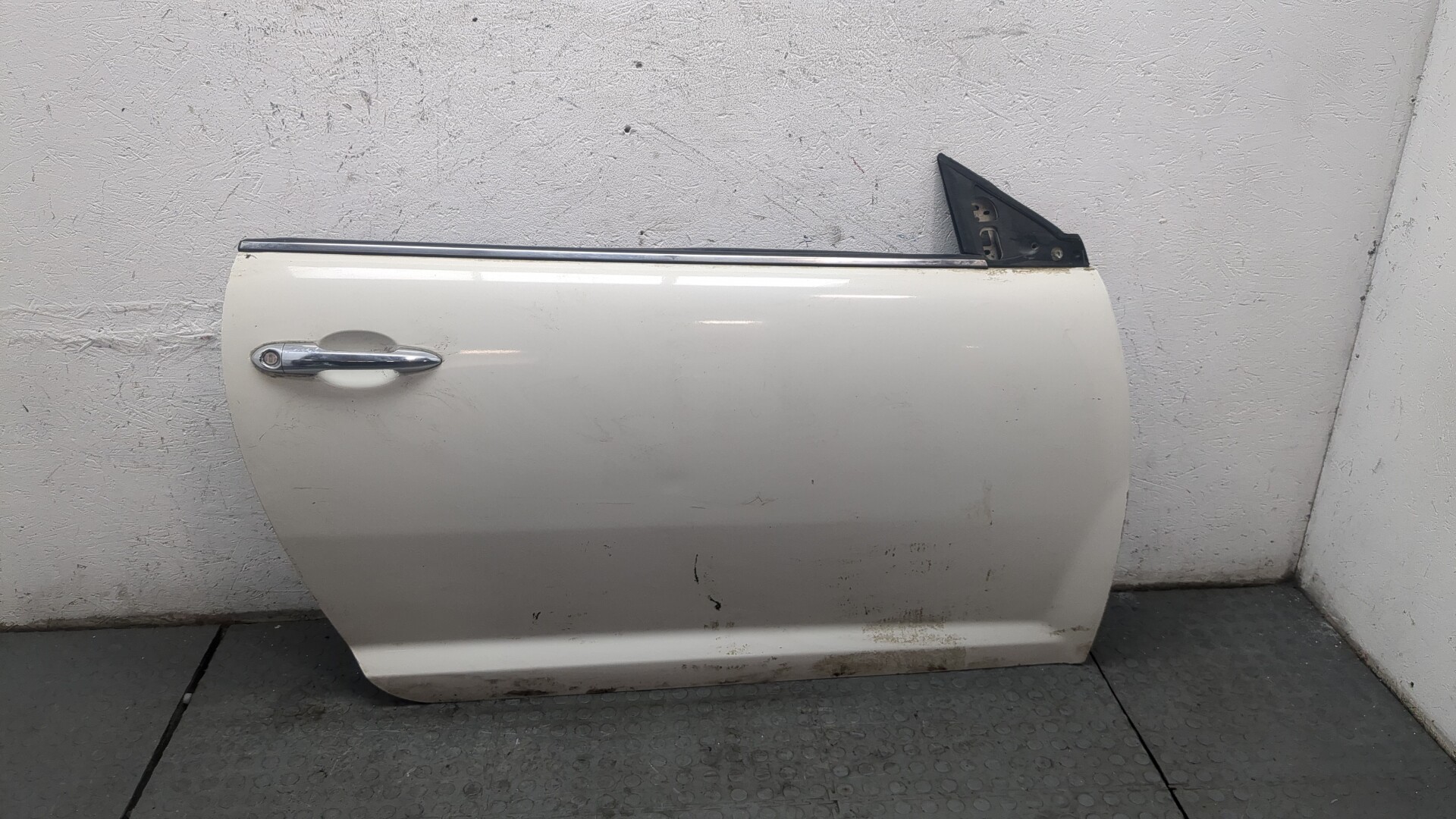 Дверь передняя правая