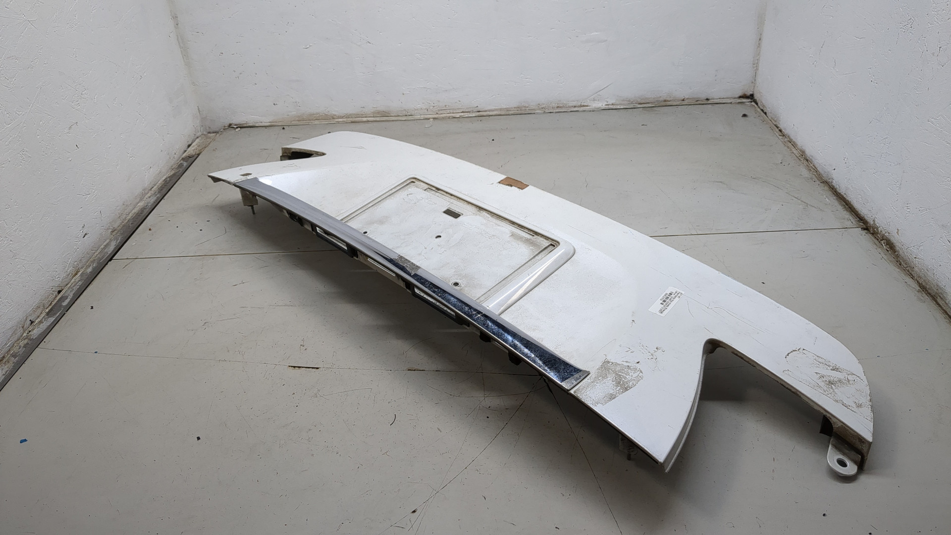 Накладка (кузов наружные)