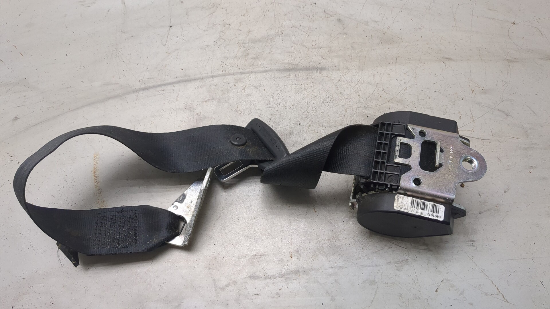 Ремень безопасности