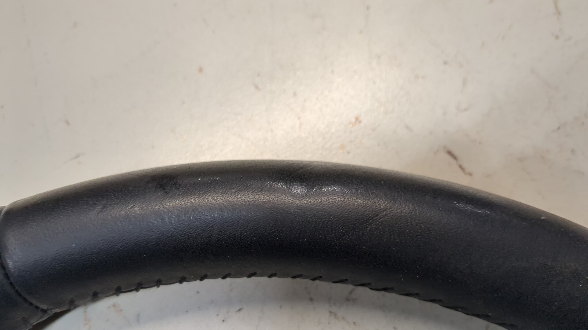 Рулевое колесо (руль)