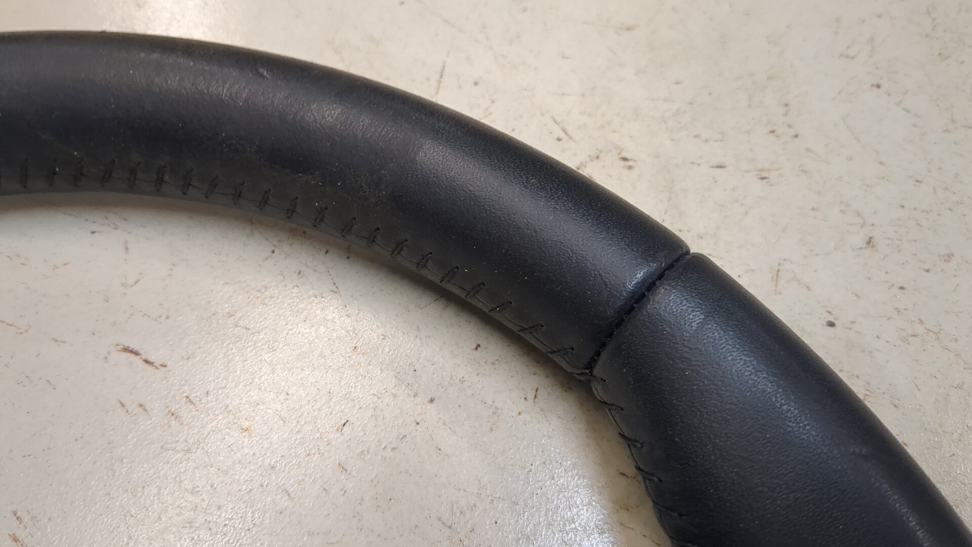 Рулевое колесо (руль)