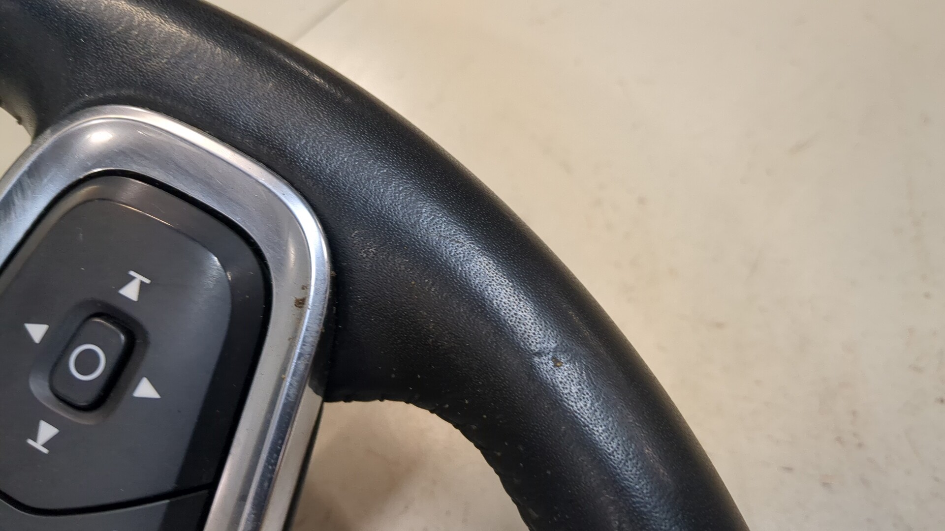 Рулевое колесо (руль)