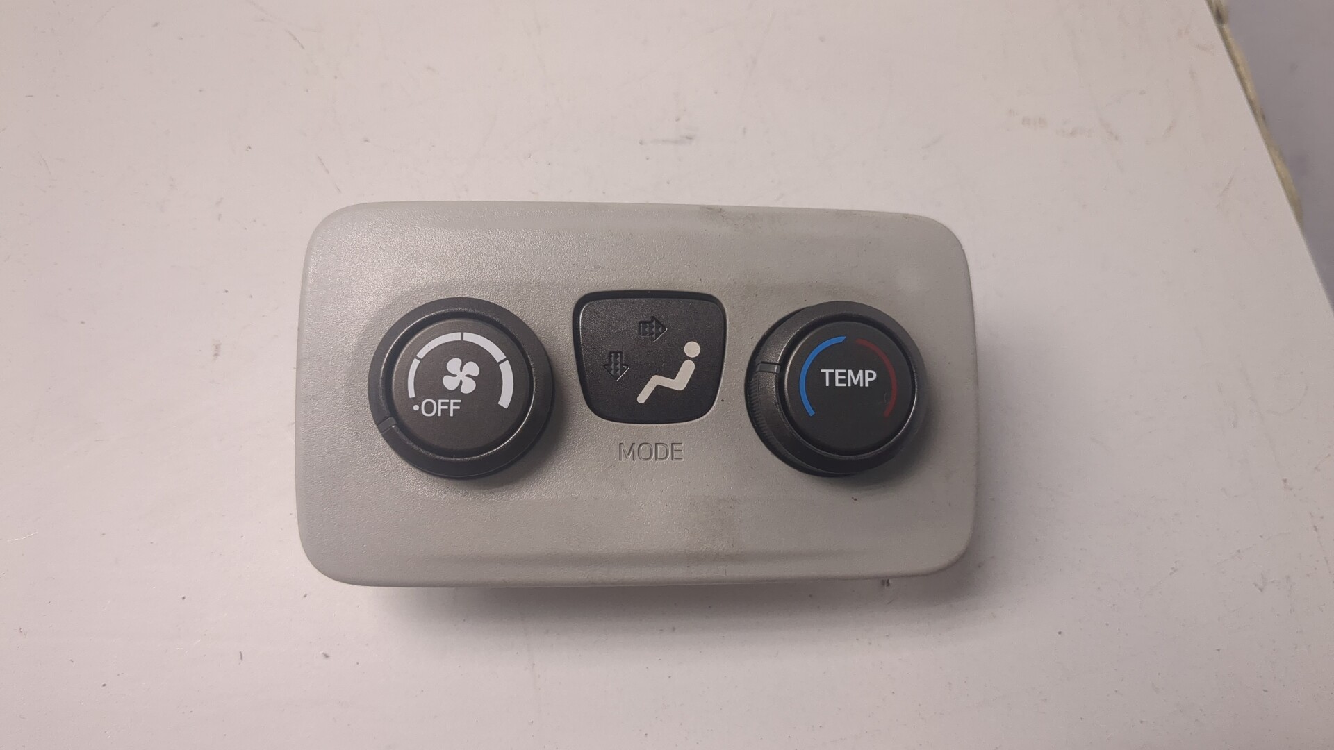 Переключатель отопителя