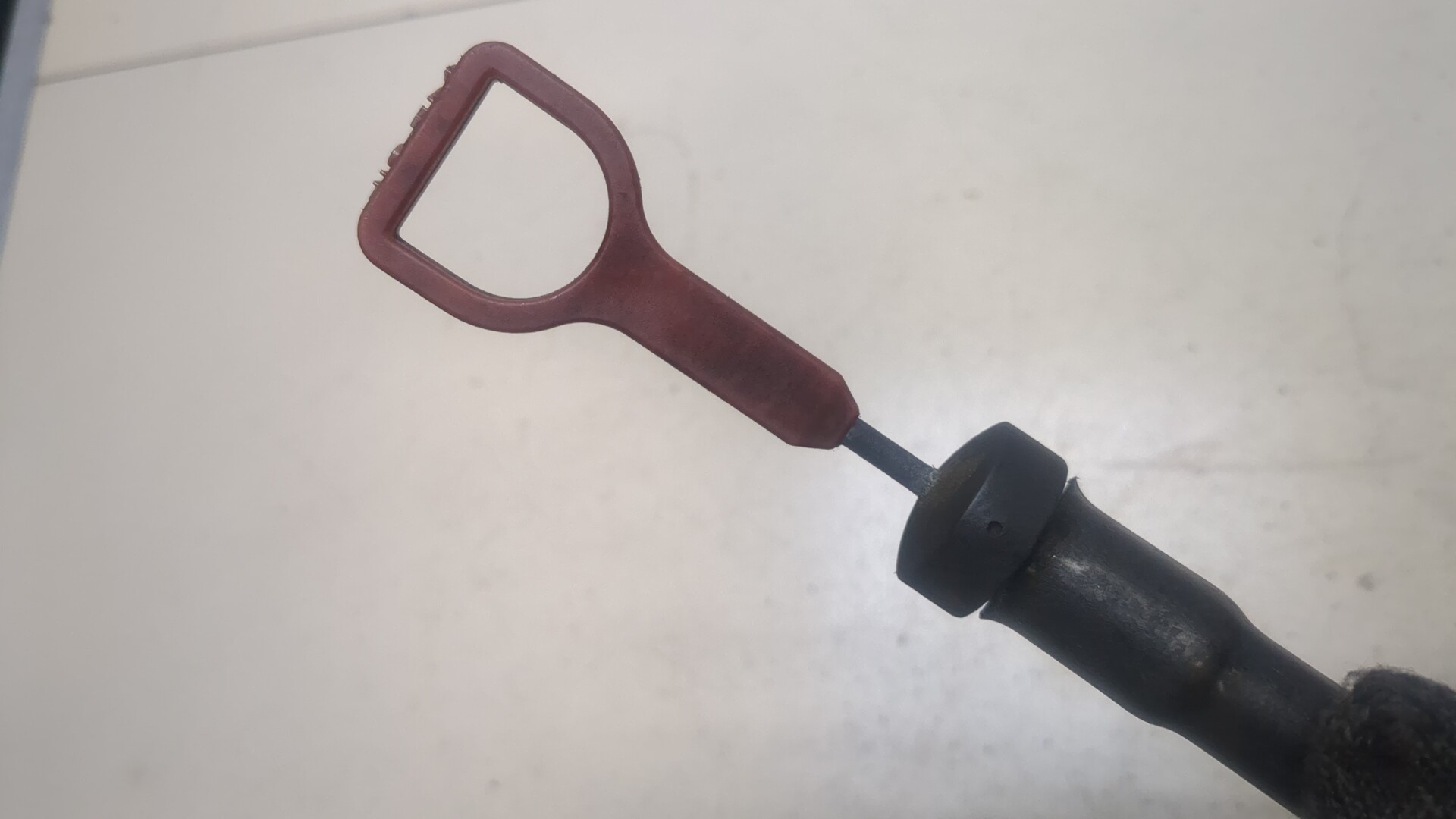 Щуп масляный двигателя