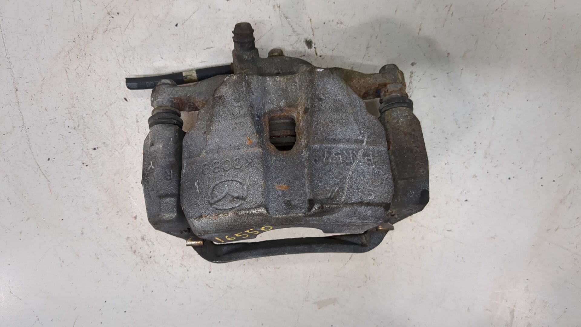 Суппорт передний правый