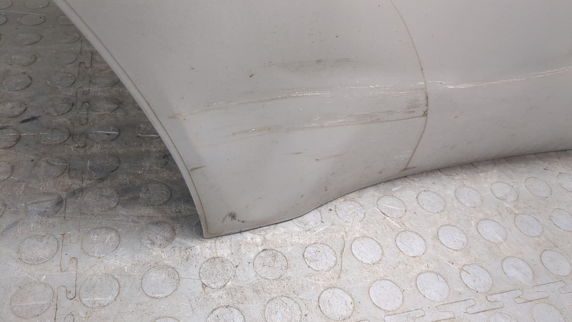 Дверь задняя правая