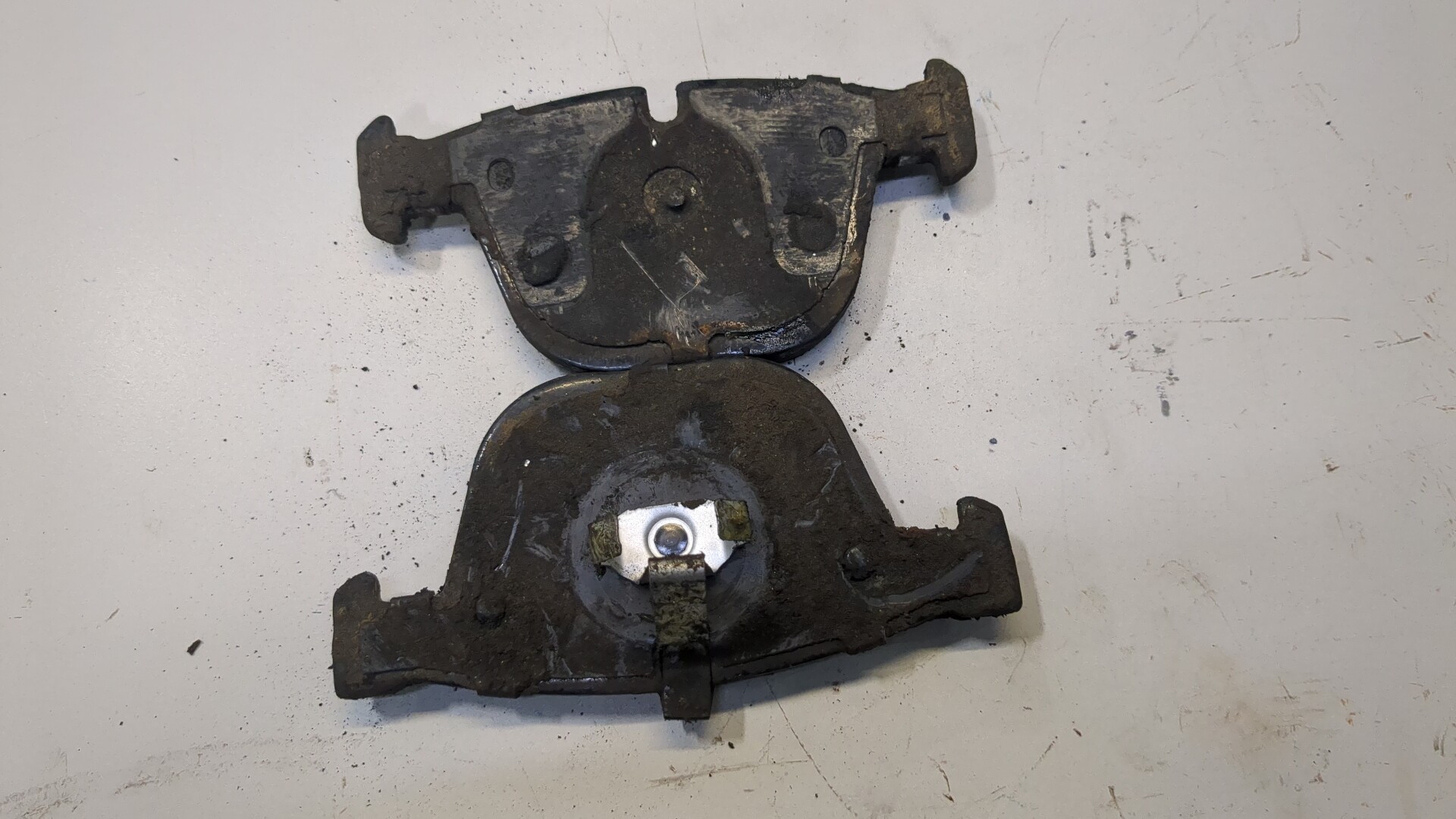 Колодки тормозные задние дисковые к-т