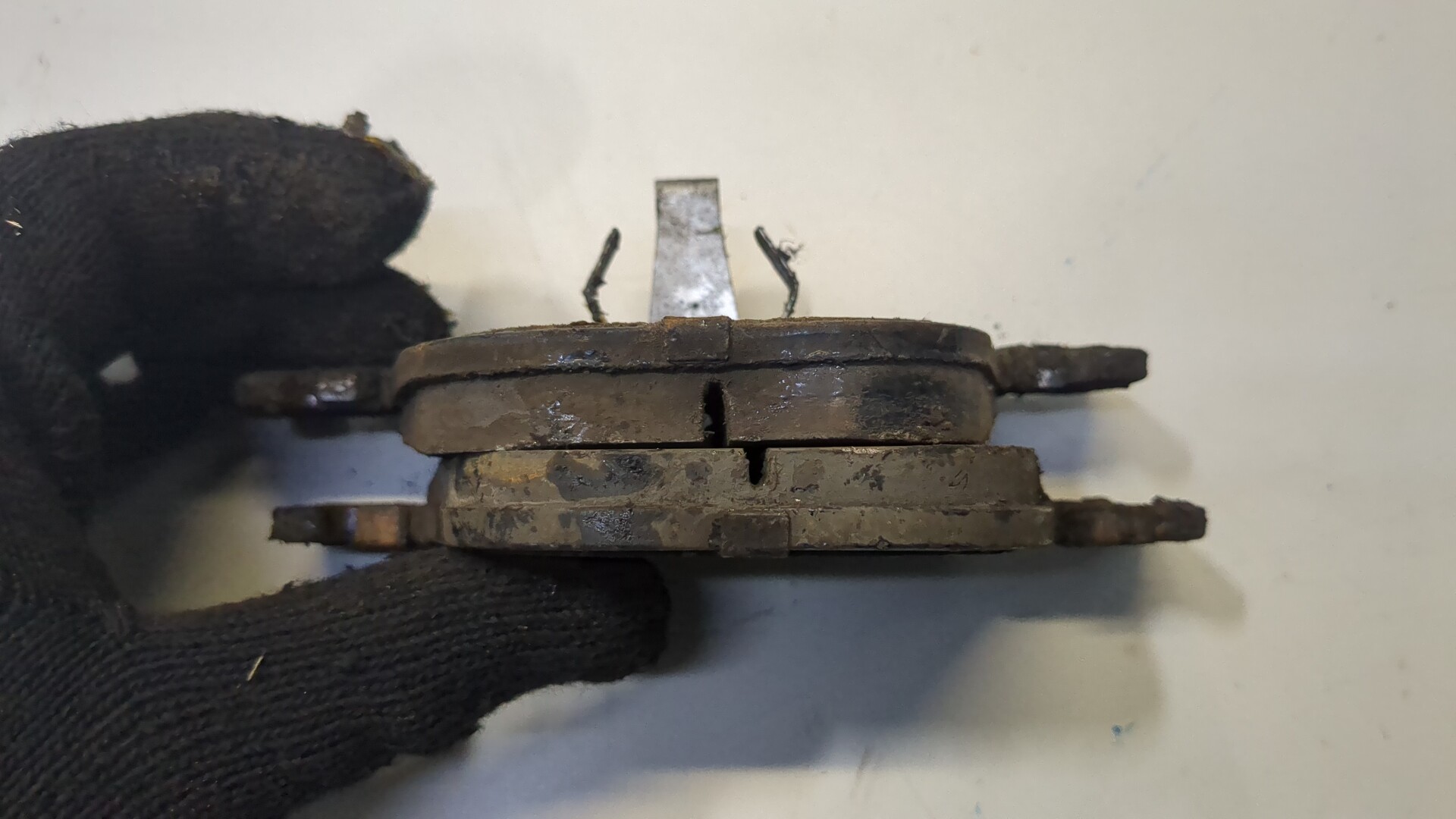 Колодки тормозные задние дисковые к-т