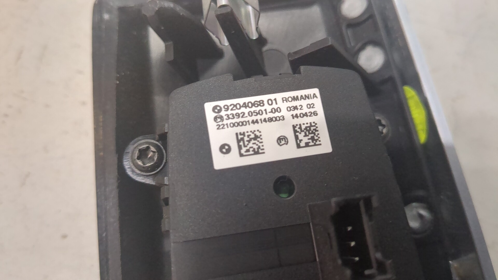 Переключатель света фар