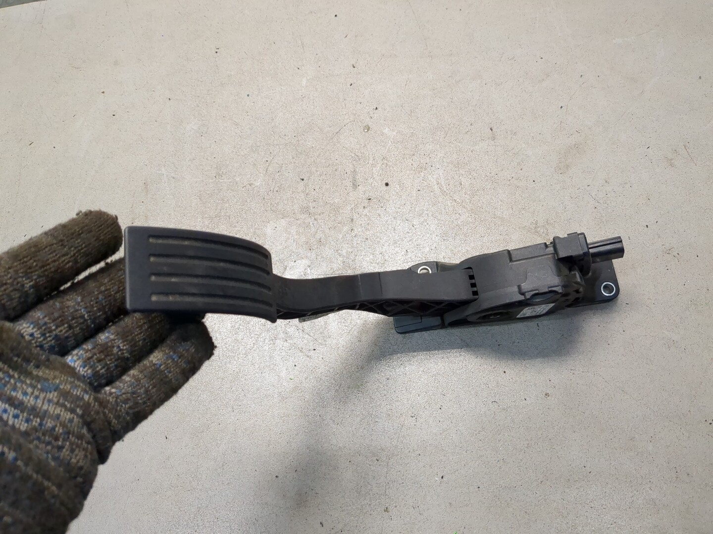 Педаль газа