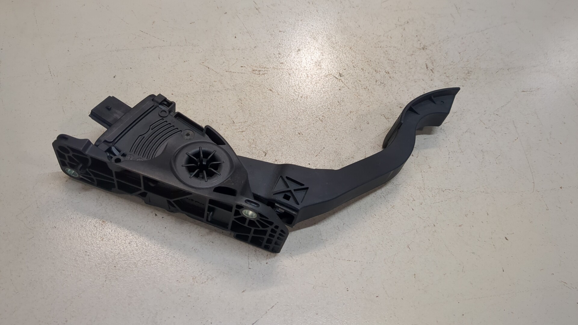 Педаль газа