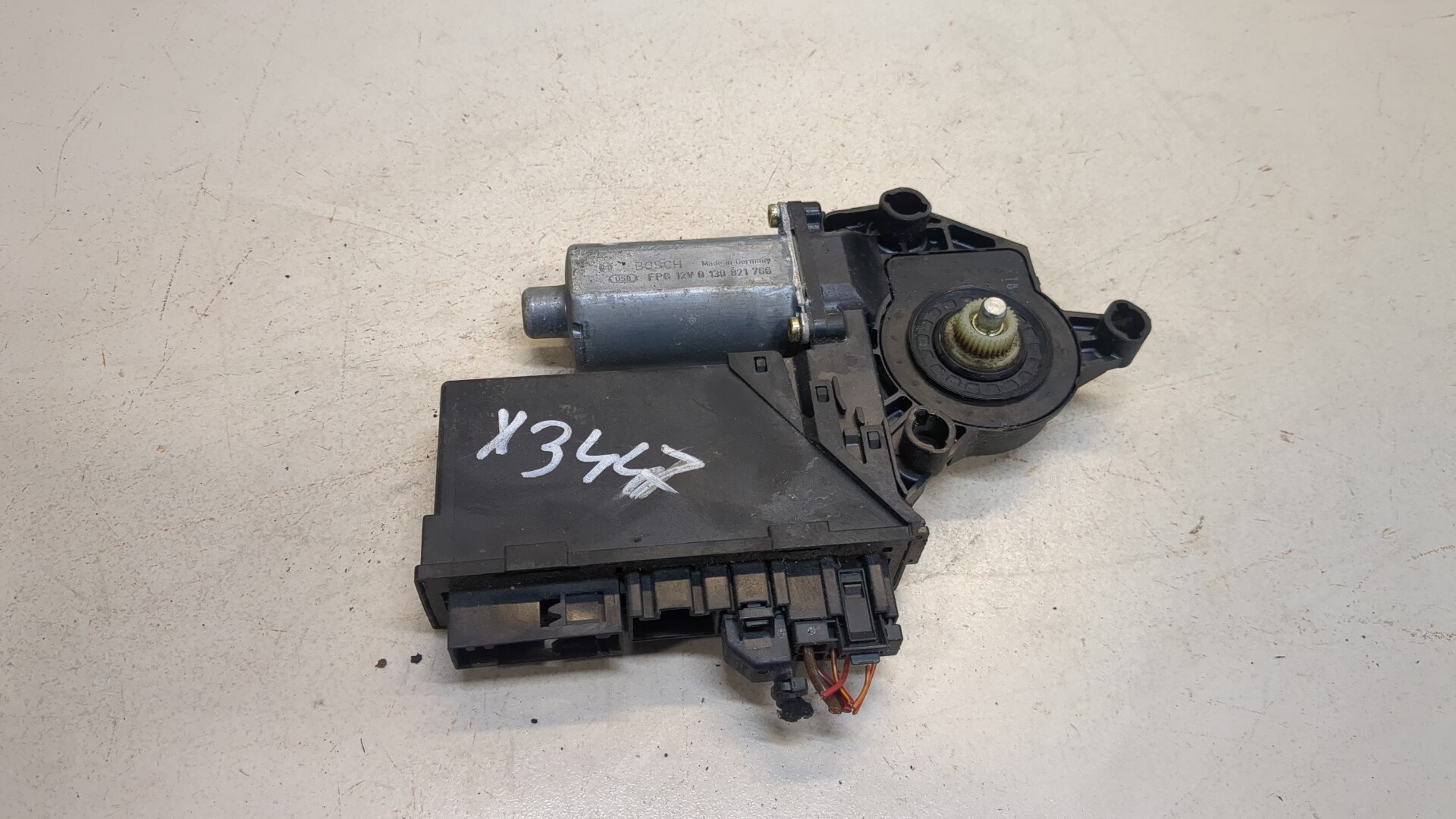 Моторчик стеклоподъемника