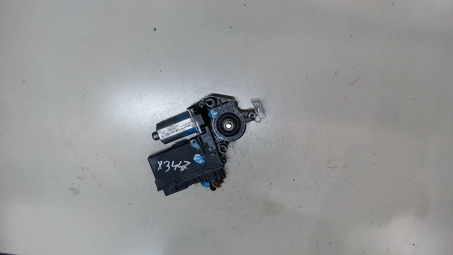 Моторчик стеклоподъемника