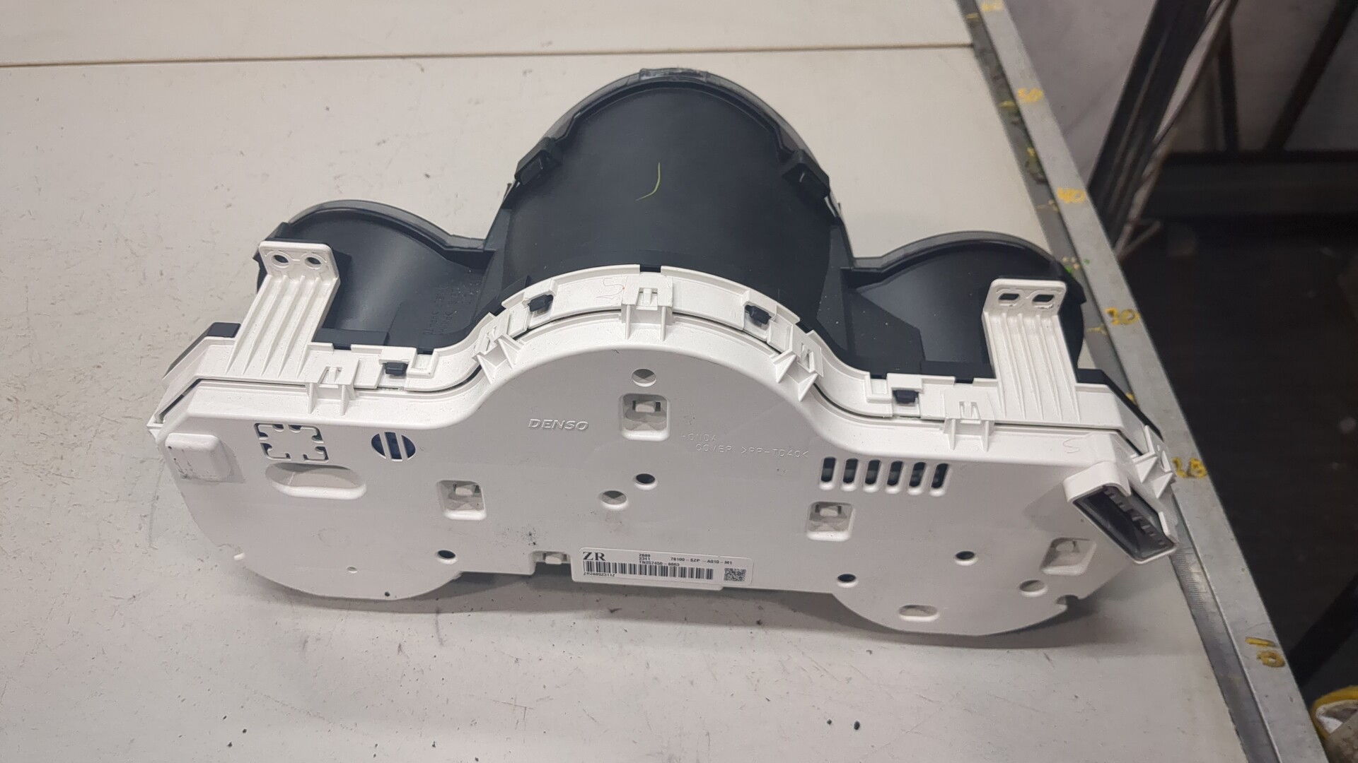 Панель приборов