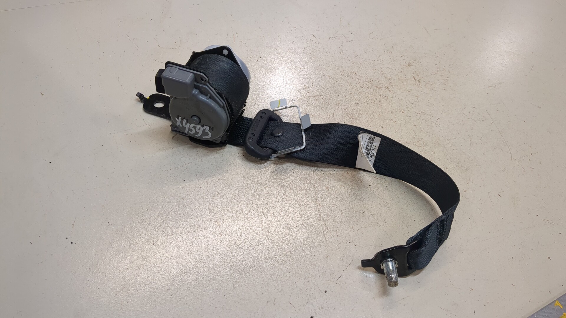 Ремень безопасности