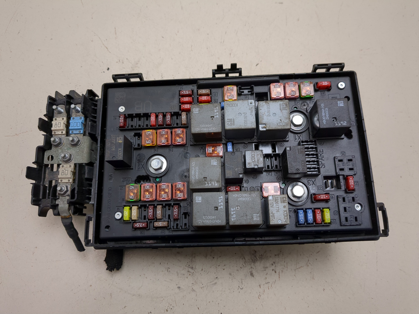 Блок предохранителей