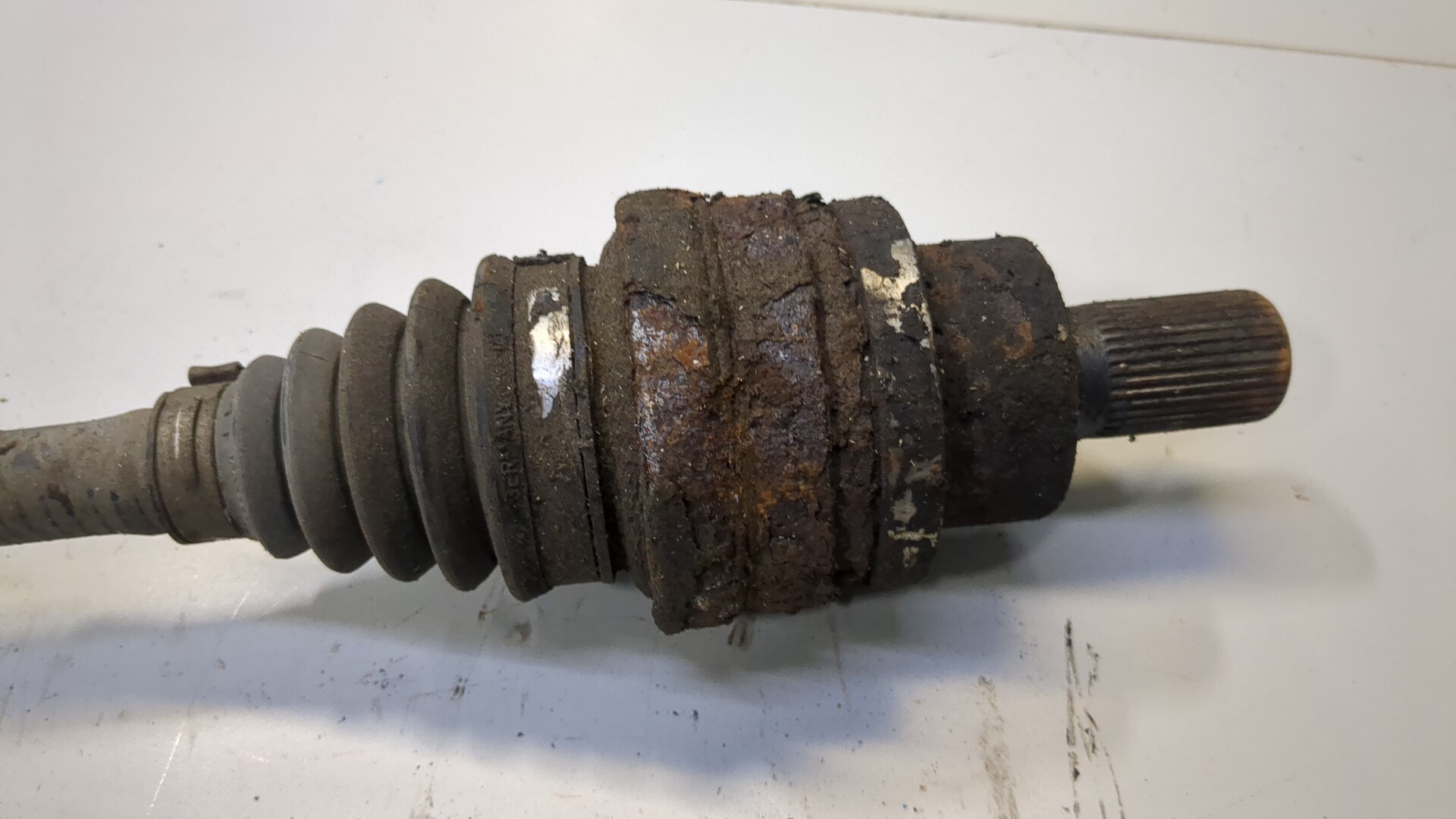 Полуось задняя