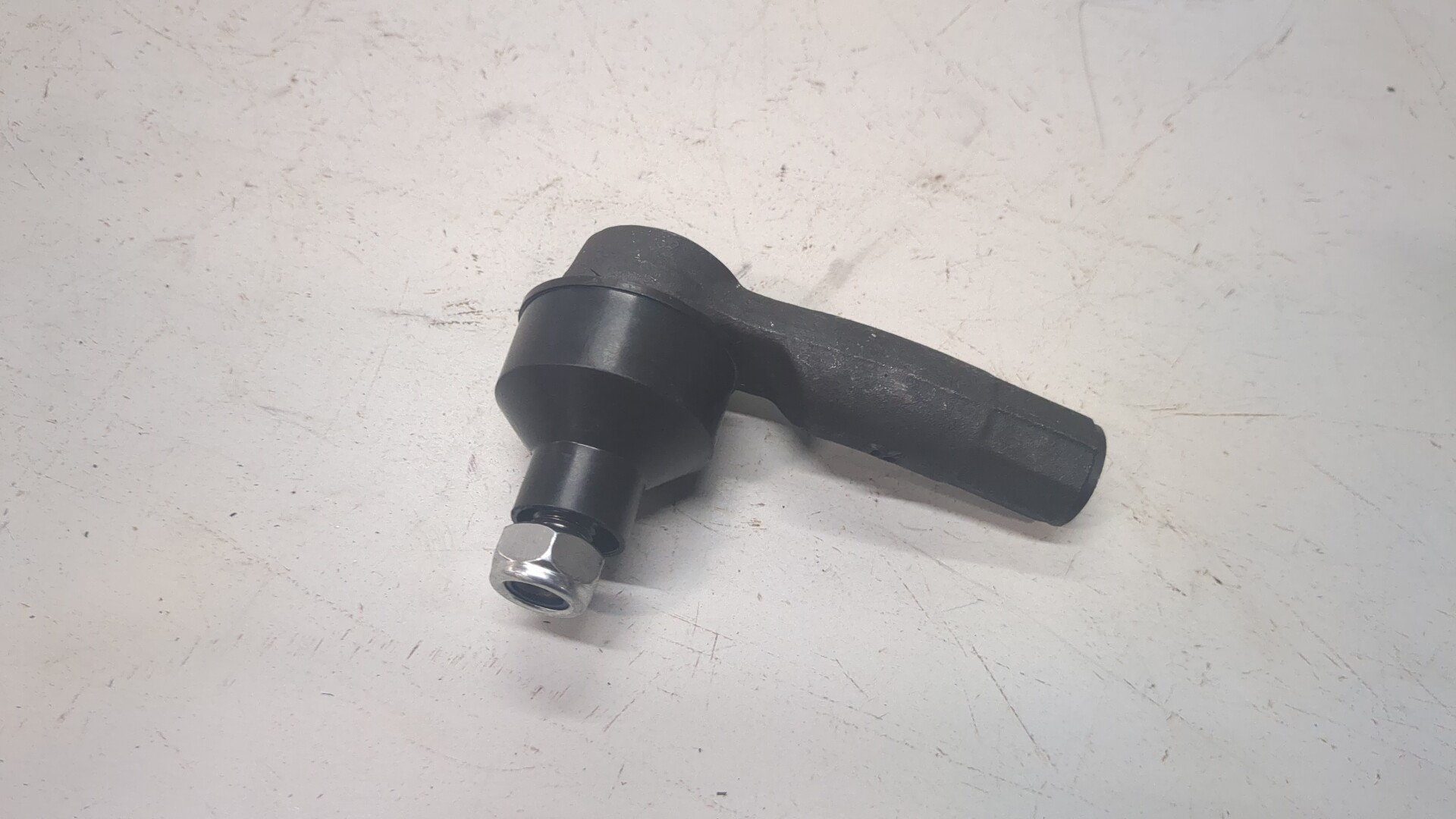 Тяга рулевая правая