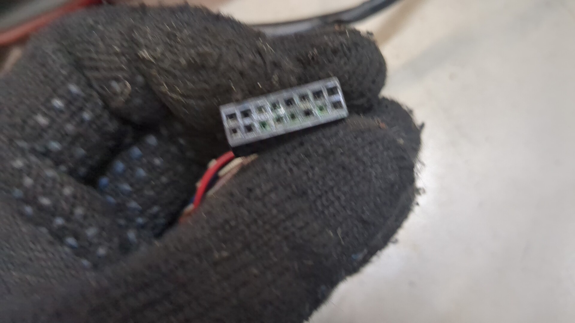 Зеркало левое электрическое