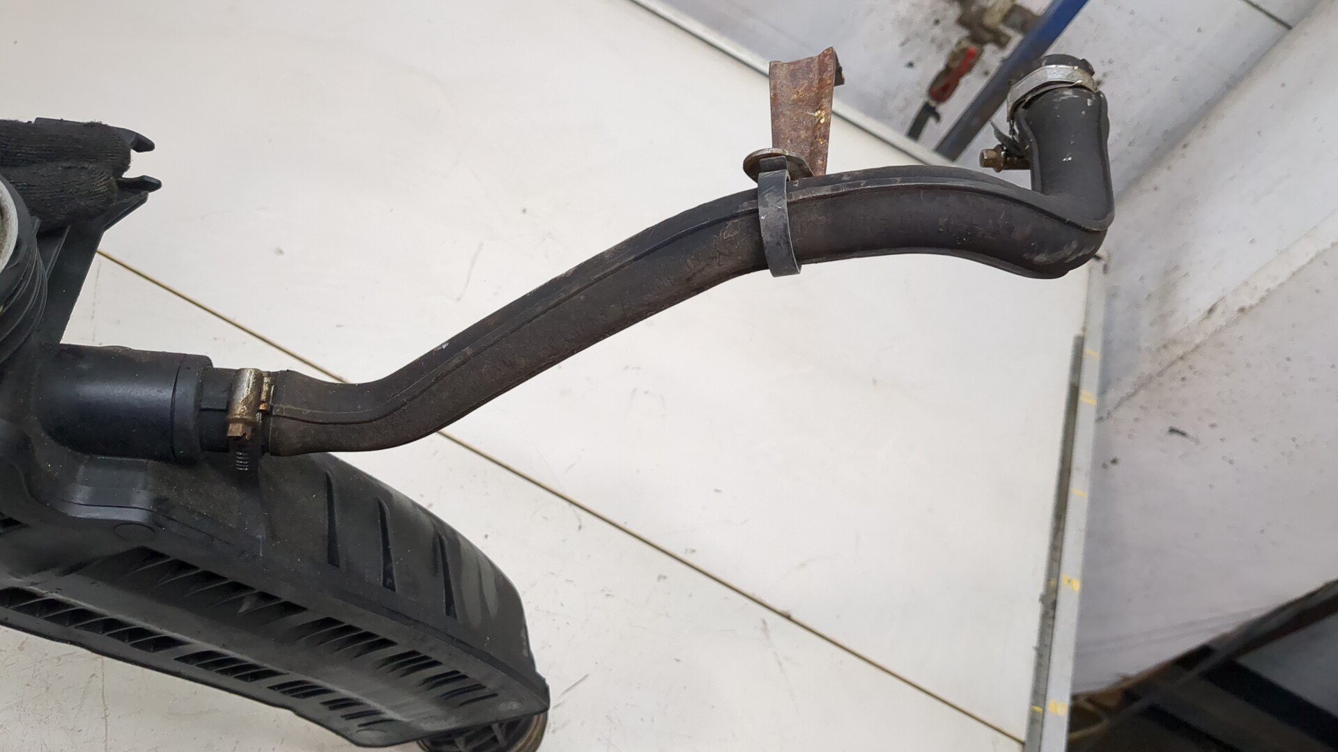 Шланг системы охлаждения