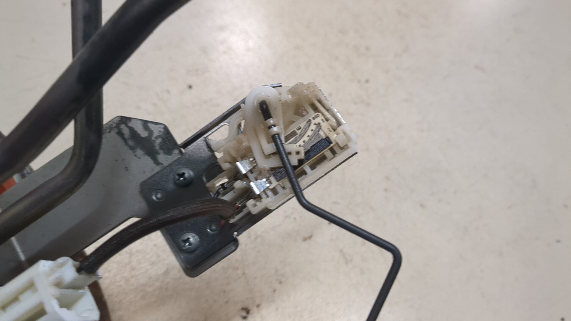 Датчик уровня топлива