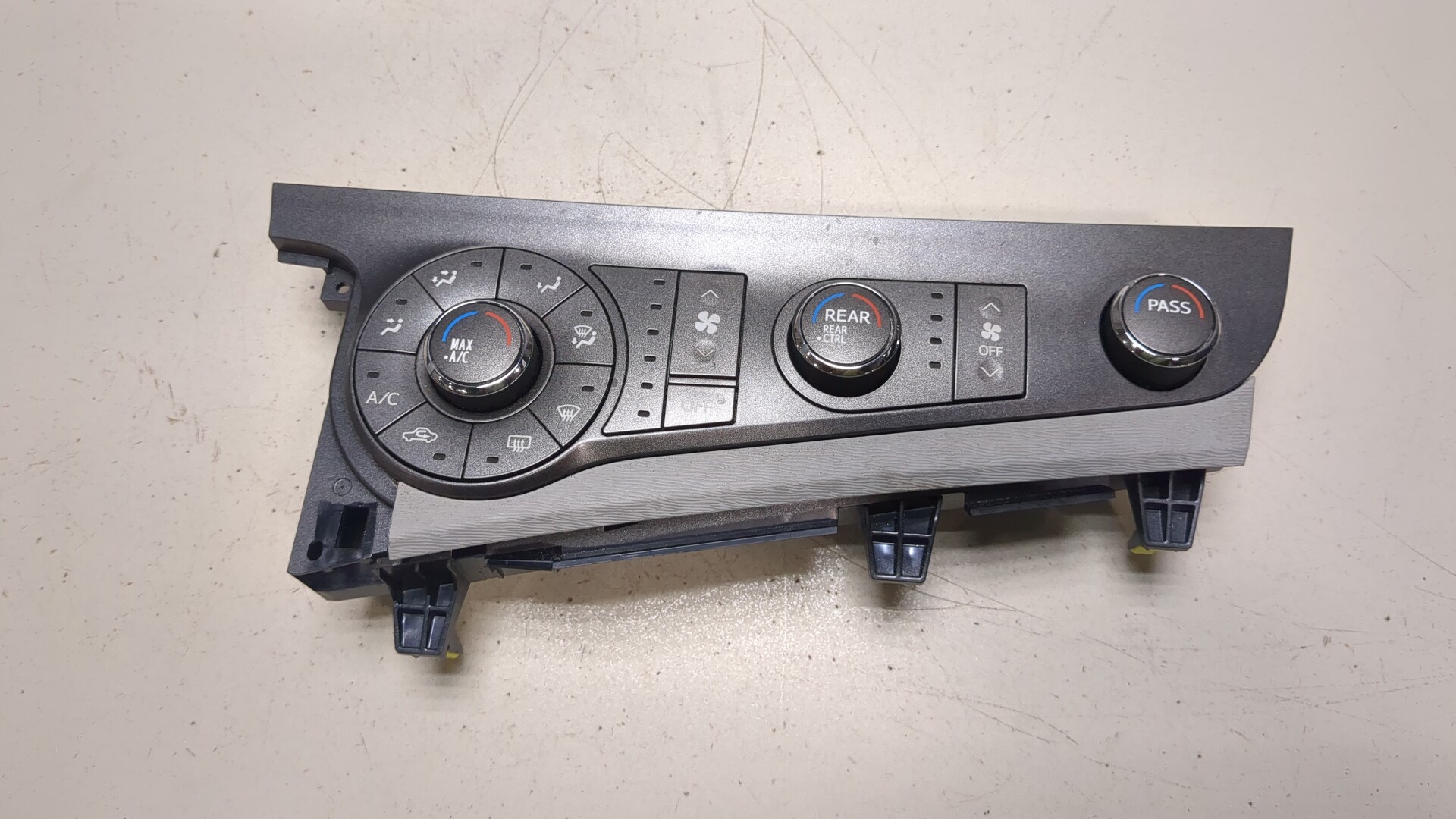 Переключатель отопителя