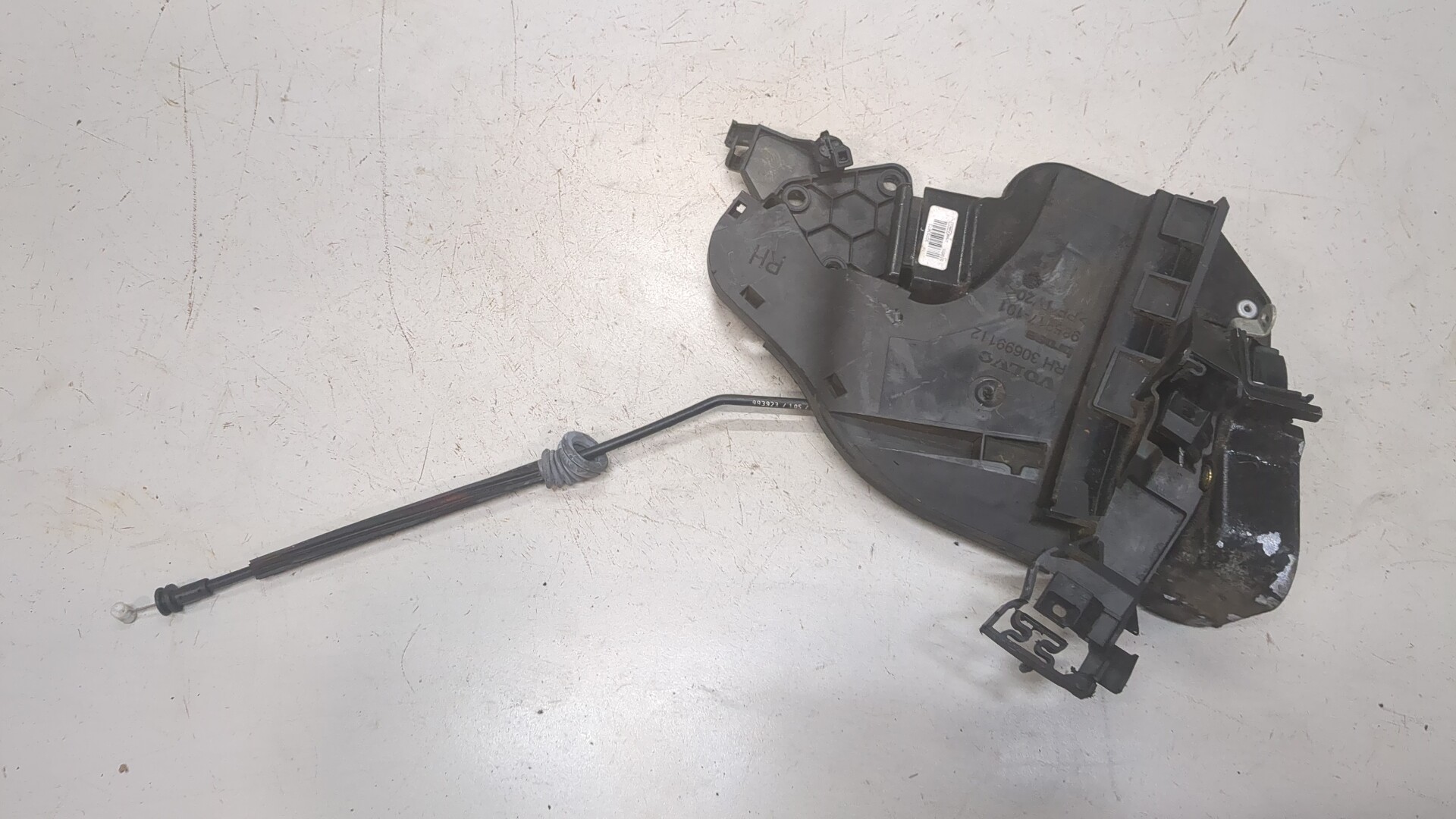 Замок двери задней правой