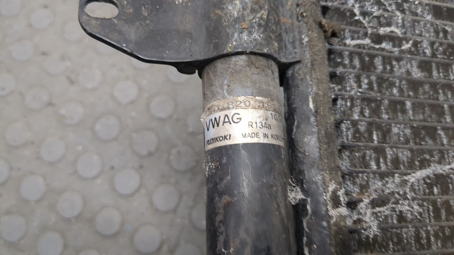 Радиатор кондиционера / конденсер