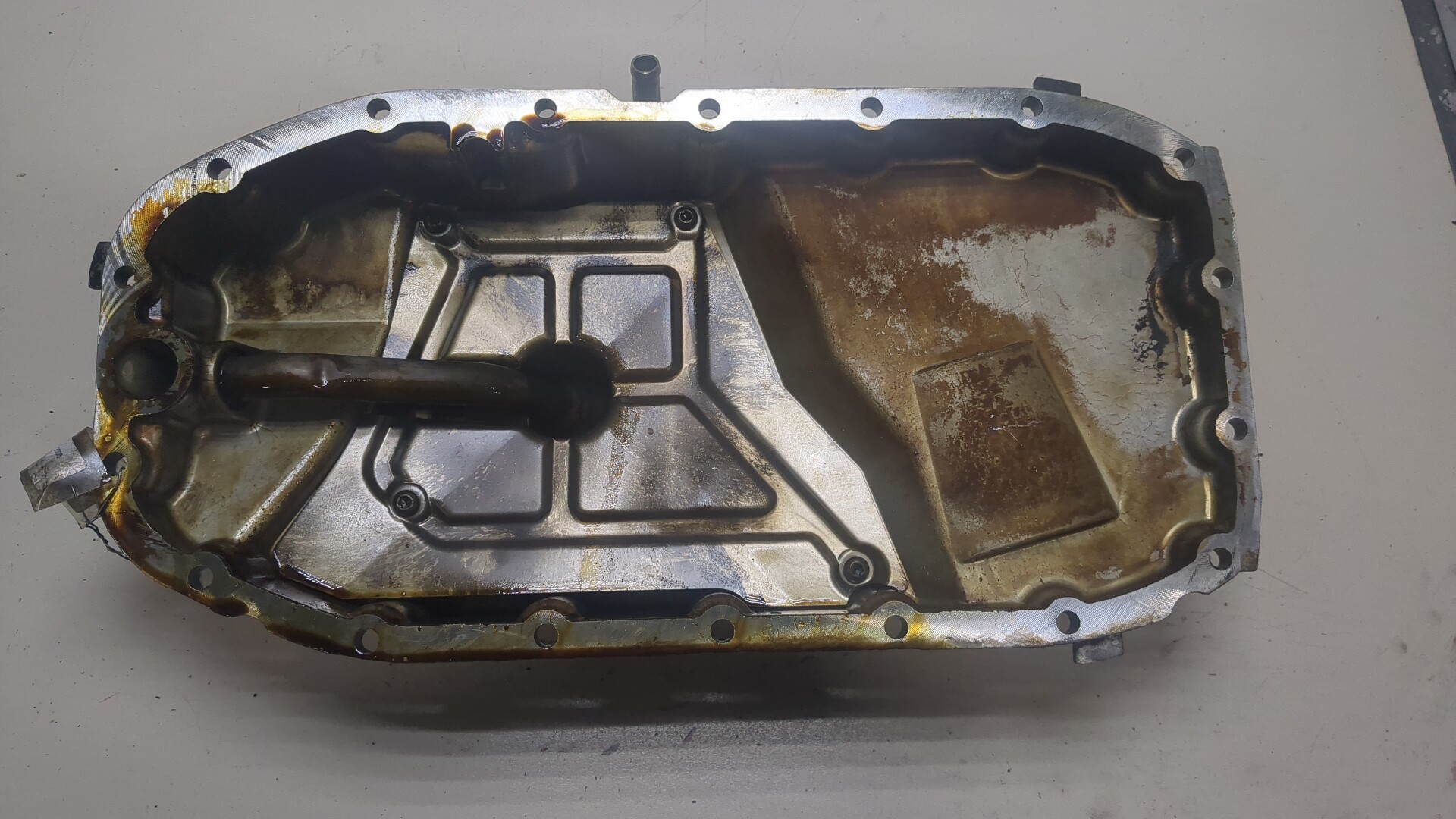 Поддон масляный двигателя (картер)