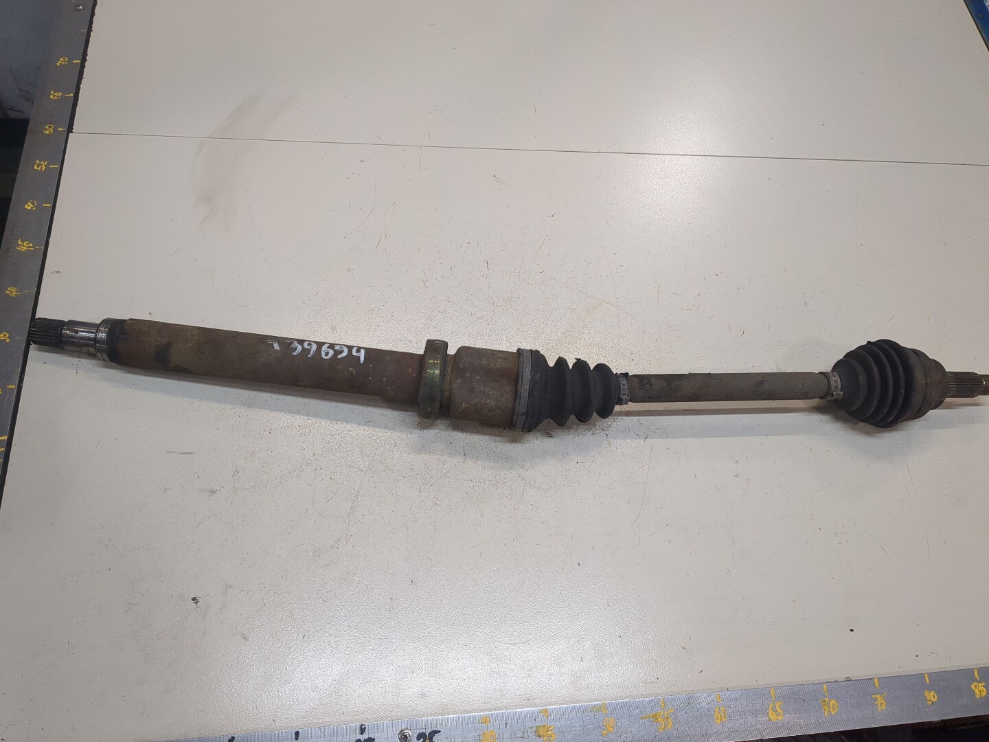 Полуось передняя правая