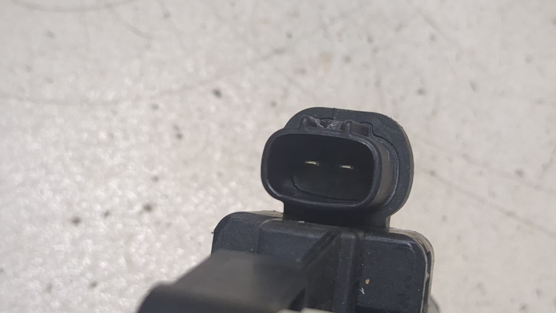 Стеклоподъемник электр. задний правый