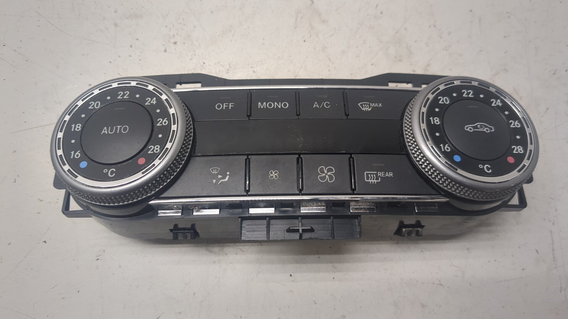 Переключатель отопителя