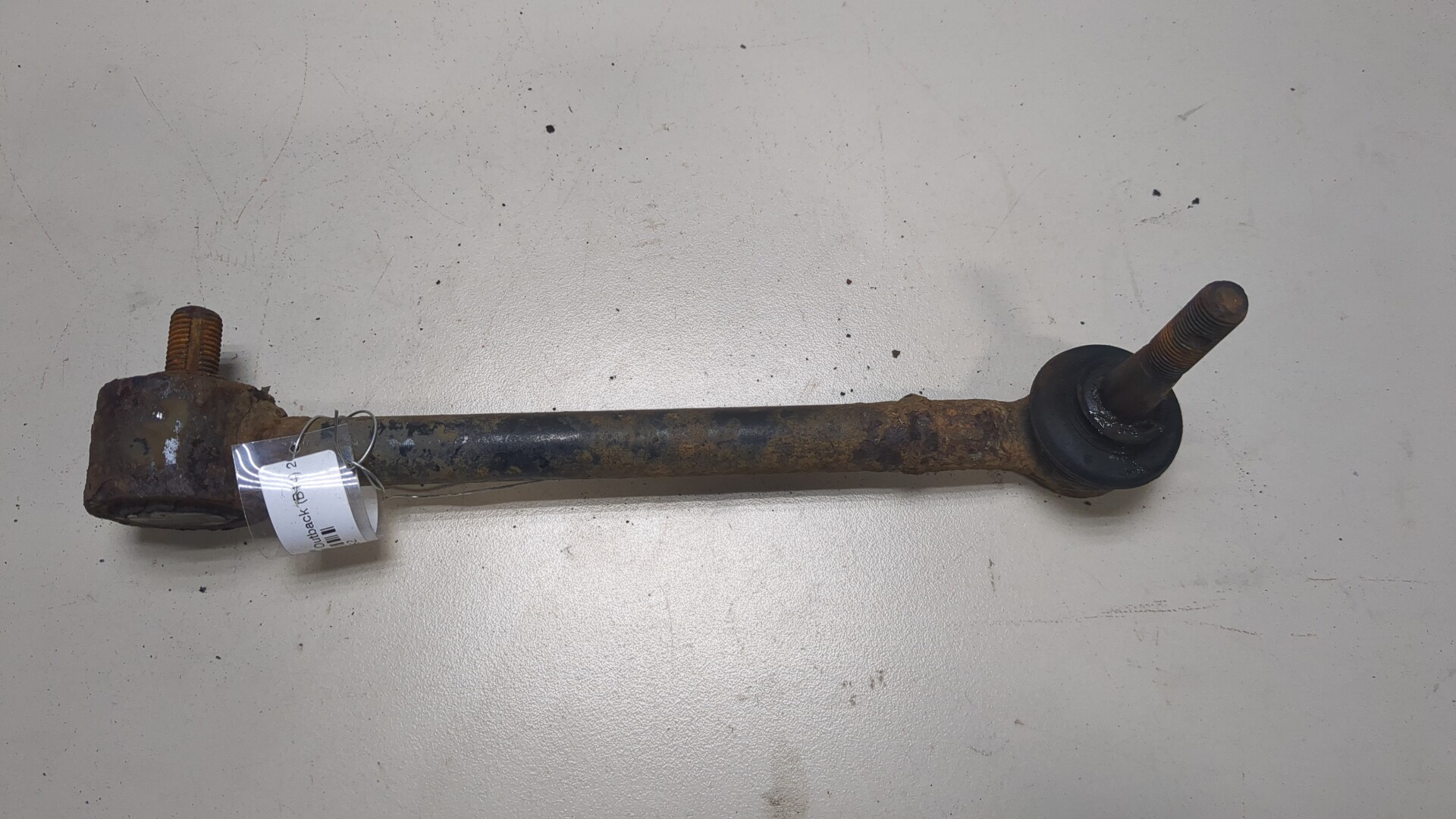 Рычаг задний левый