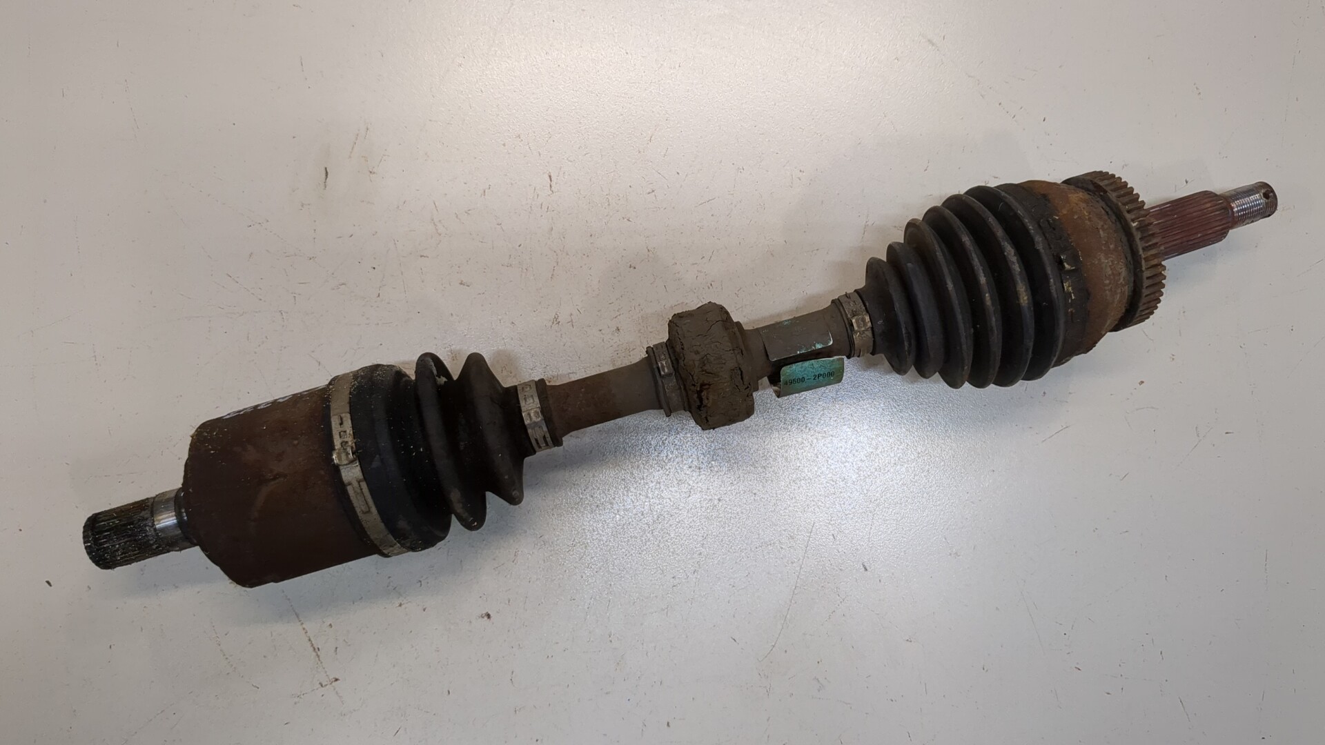 Полуось передняя левая