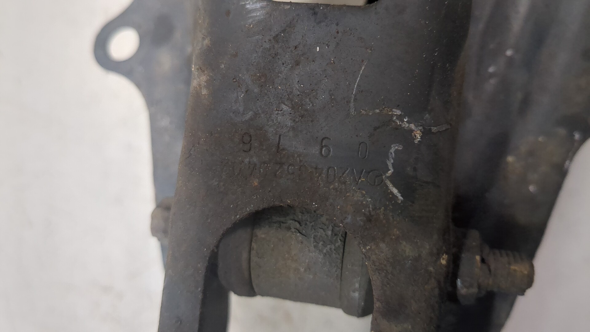 Рычаг задний правый