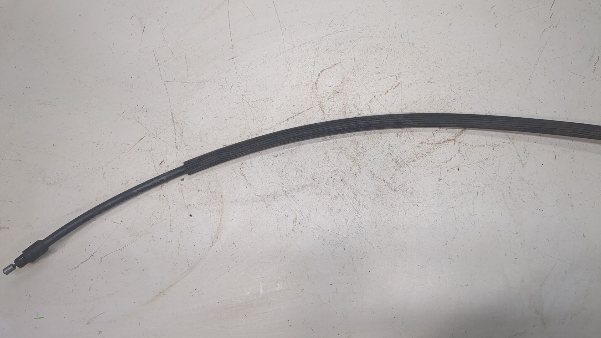 Трос стояночного тормоза