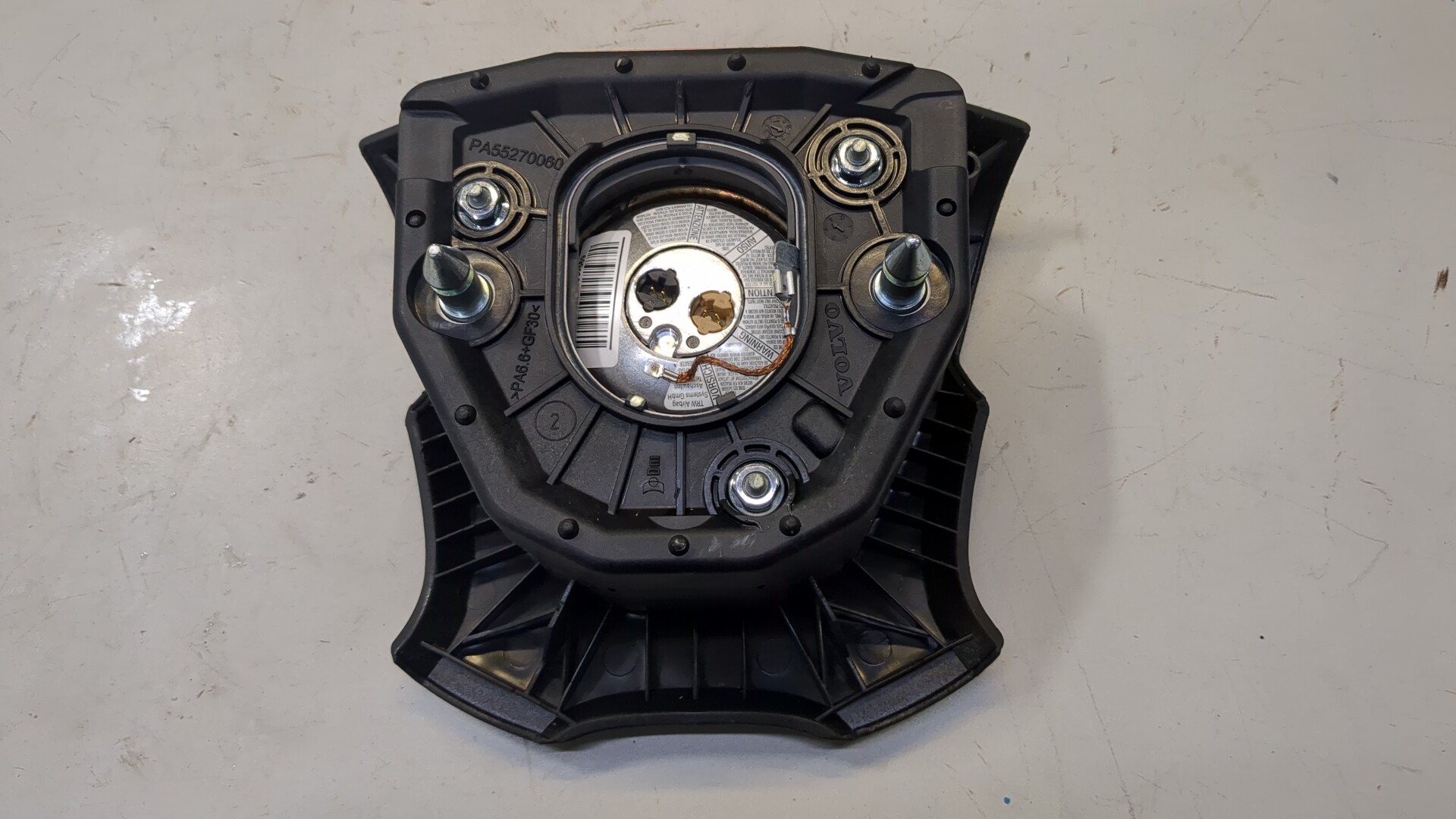 Подушка безопасности в рулевое колесо