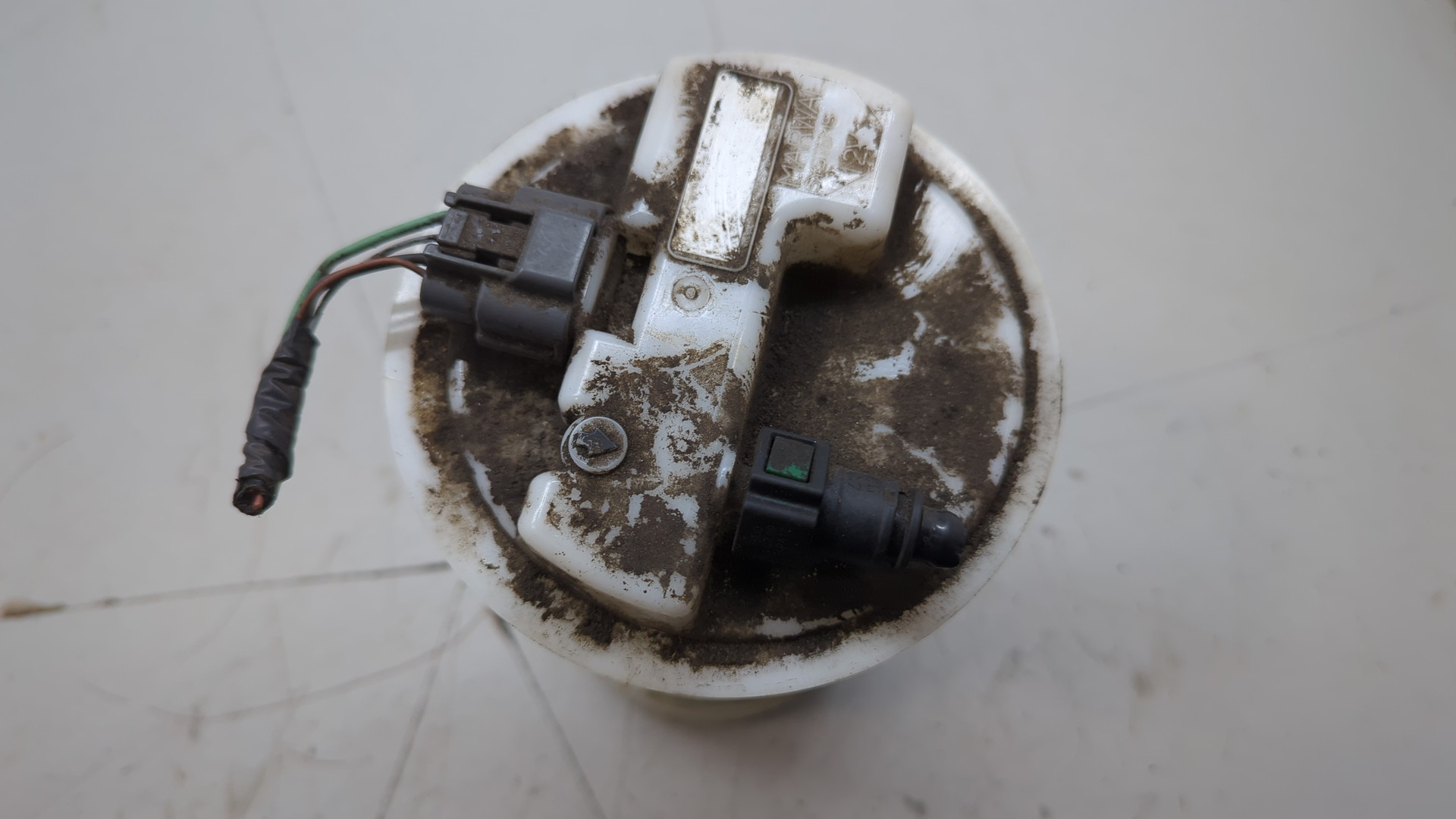 Насос топливный электрический