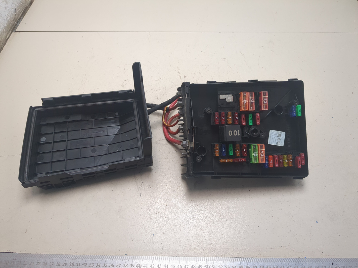 Блок предохранителей