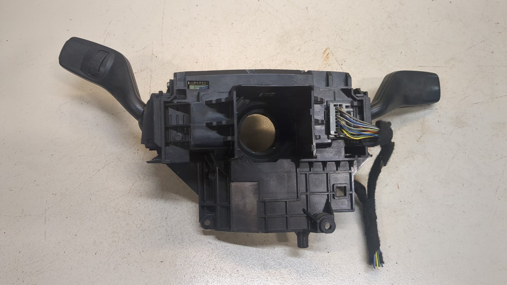 Переключатель подрулевой