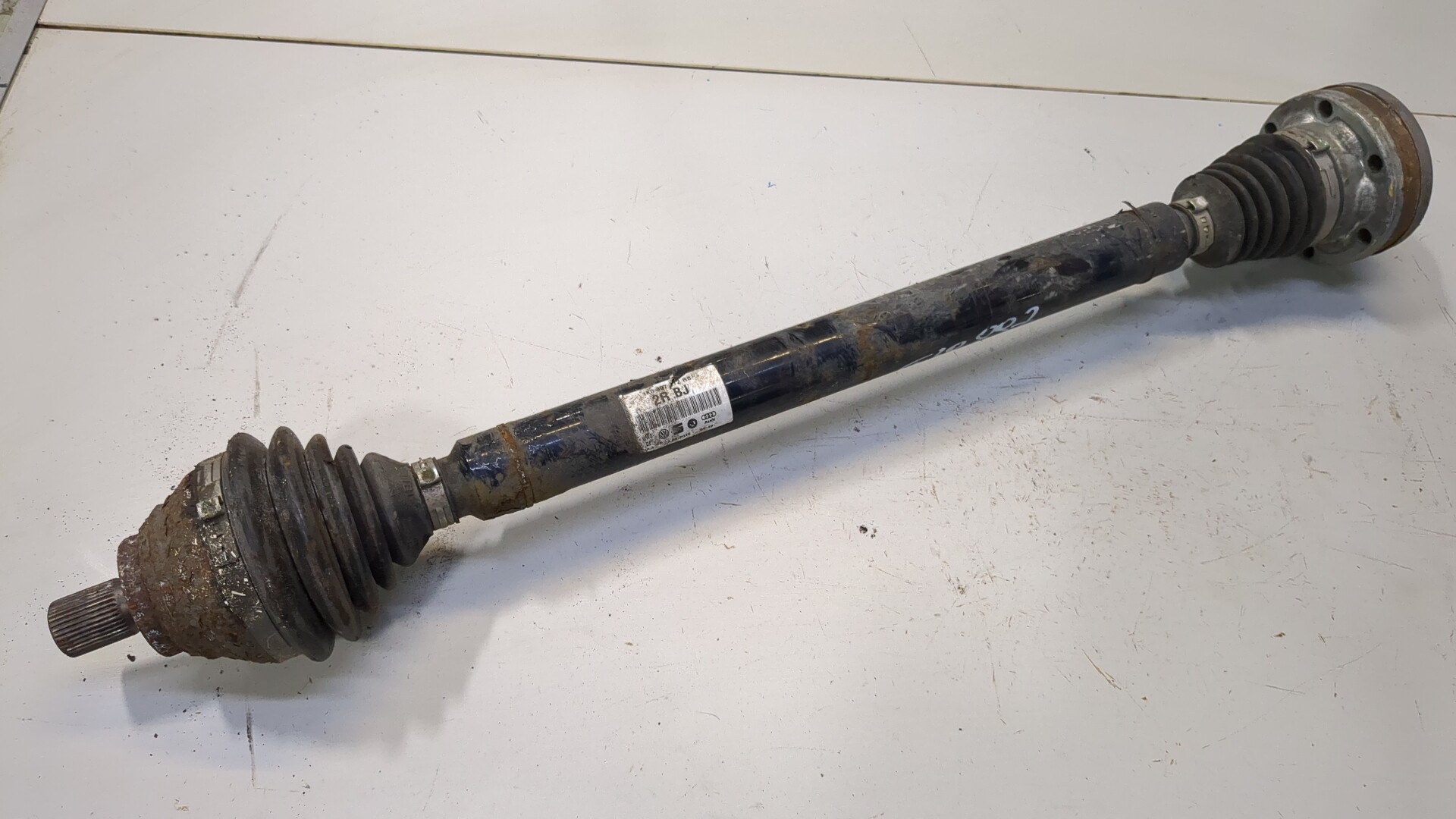 Полуось передняя правая