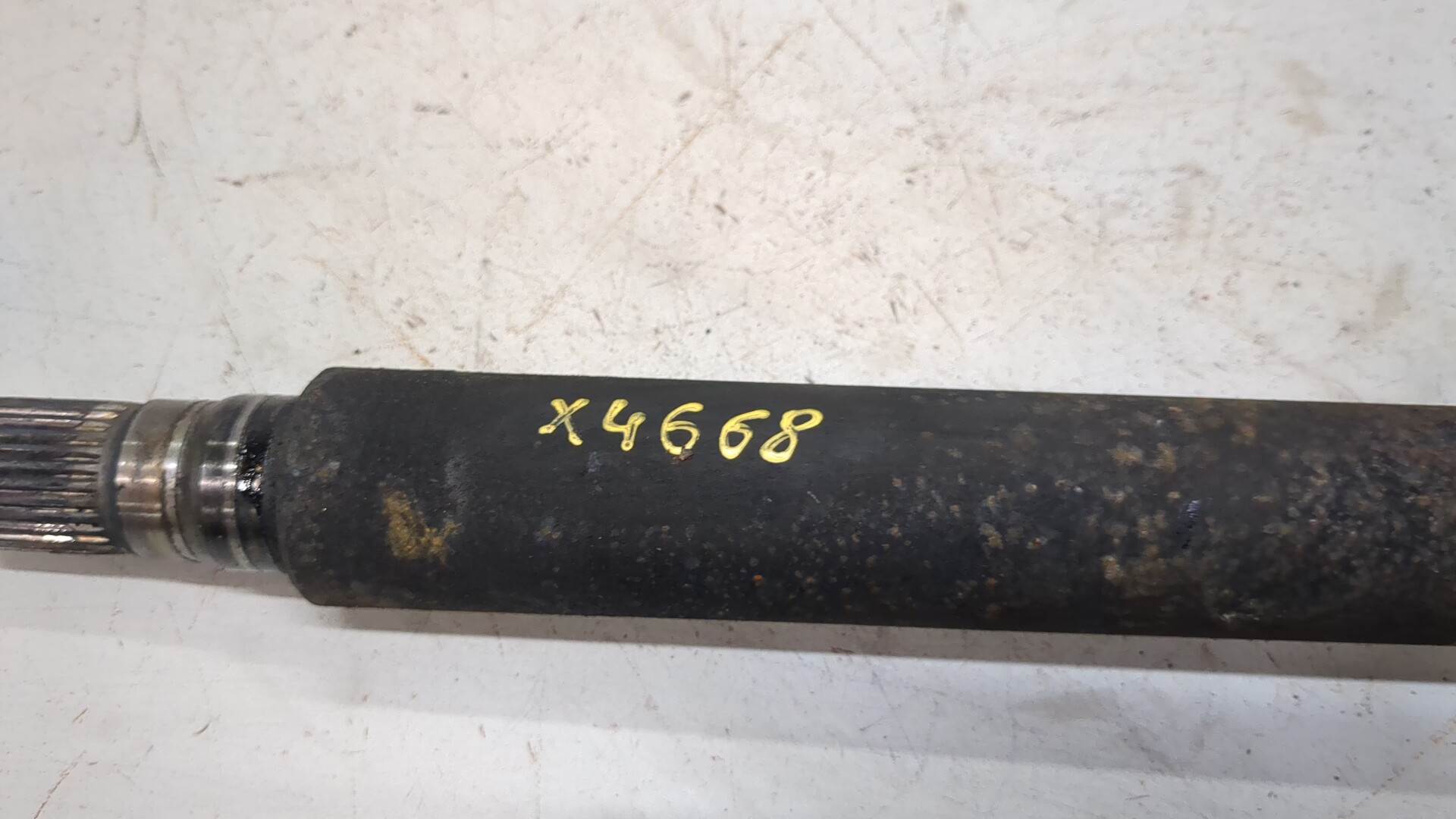 Полуось передняя правая